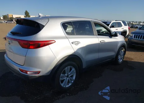 2018 Kia Sportage Lx z USA, uszkodzony, nr VIN KNDPM3AC8J7445138